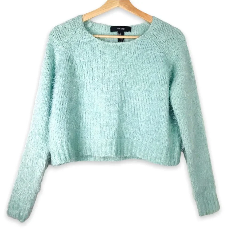Forever 21 Mint Green Cropped Sweater Size Small